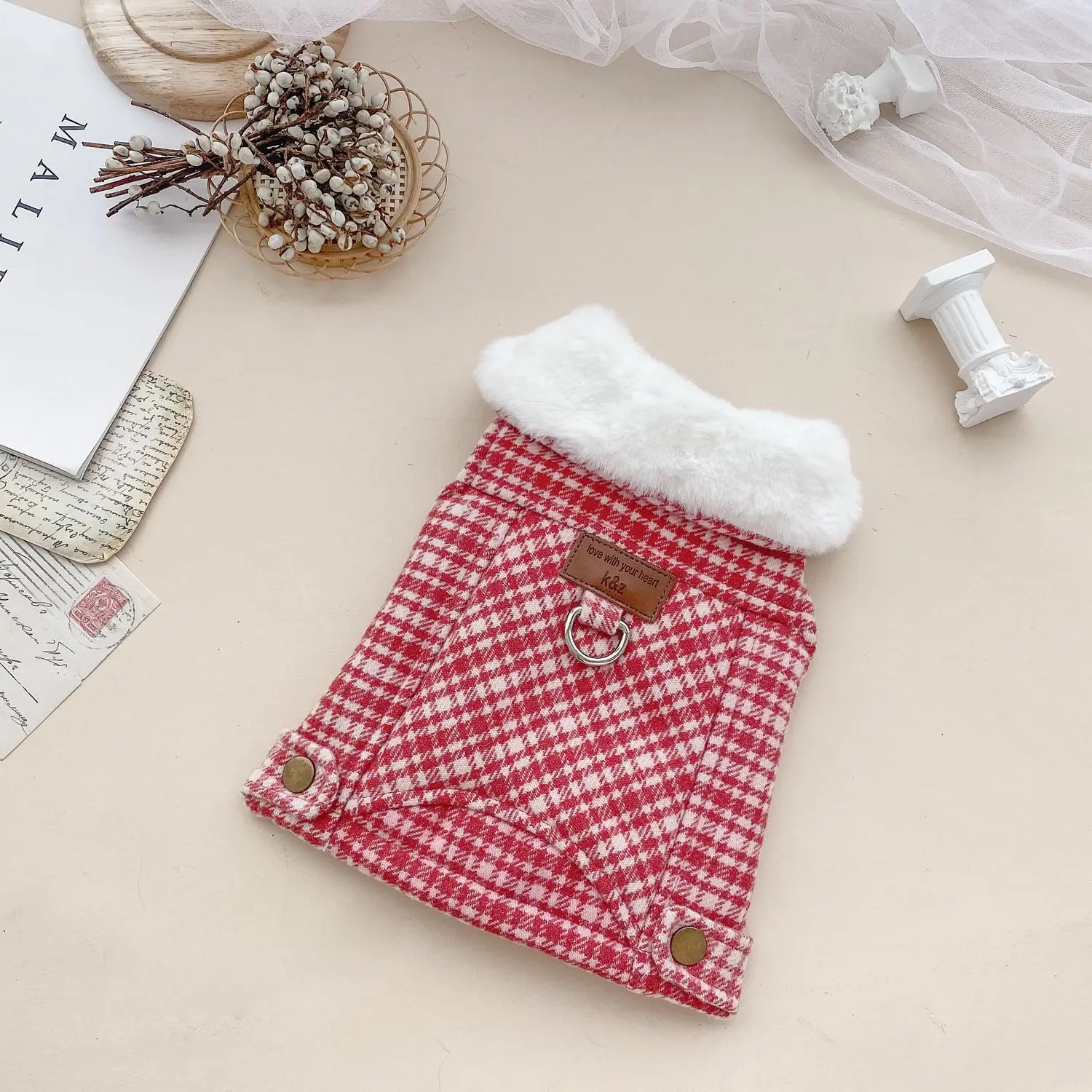 Abrigo de Navidad Abrigo de lana a cuadros rojos de Año Nuevo Otoño e Invierno Traje de peluche para gatos Ropa para perros pequeños Ropa para cachorros