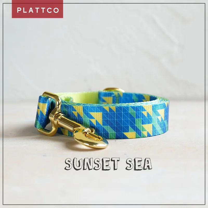 Correa para perro estampado SUNSET SEA con hebilla dorada