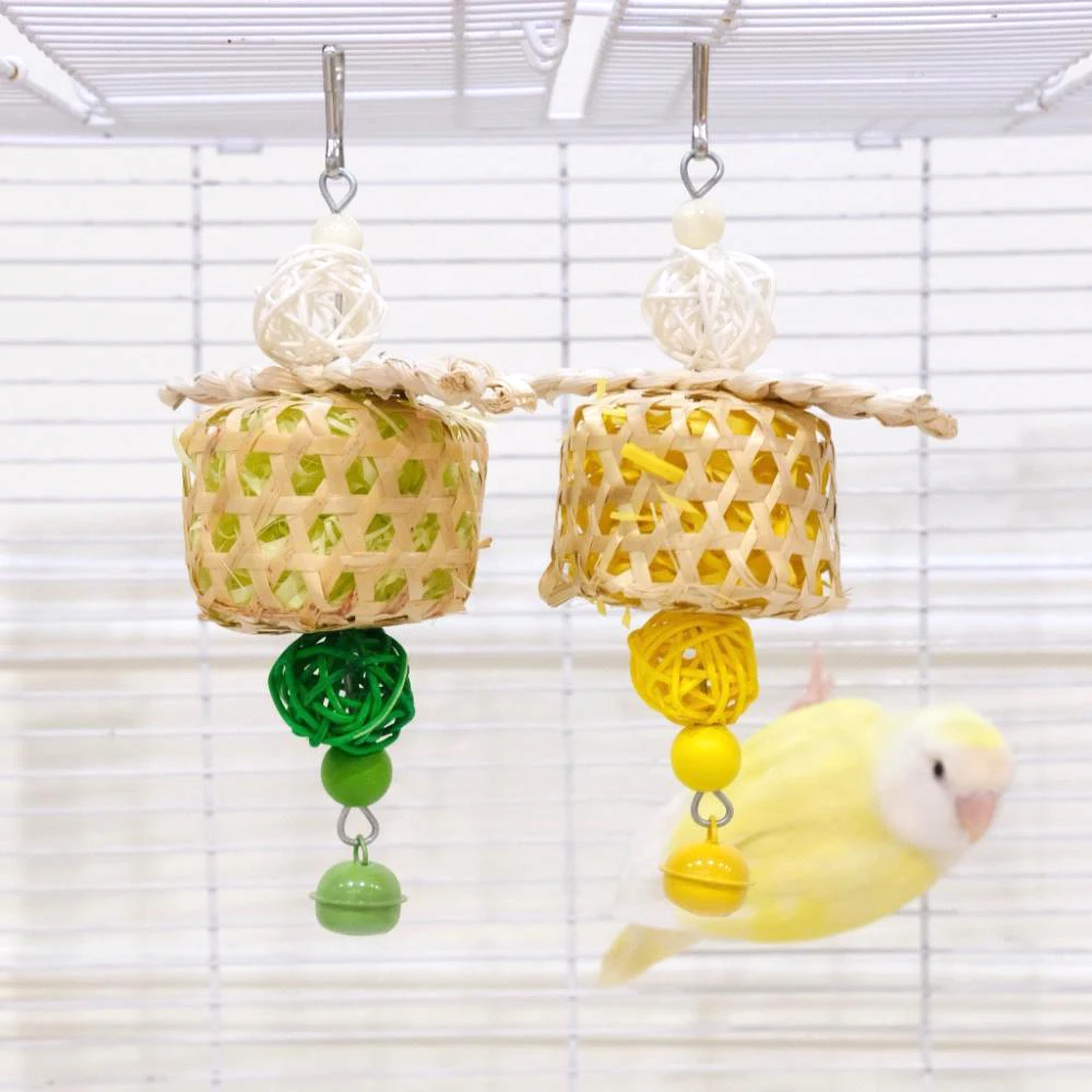 Juguete interactivo para loros y pájaros, juguete para masticar de ratán con campana y papel triturado agrietado para mascotas, jaula para loros, juguete de decoración colgante, 1 ud. - imagen 2