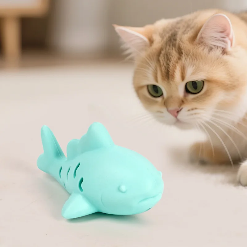 Alimentador de rompecabezas de pescado de silicona: juguete para gatos dispensador de golosinas de juego lento de ​ ​ Silicona segura para masticar - Mordedor dental para gatitos - imagen 4