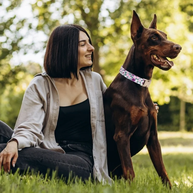 Collares con etiqueta de identificación de perro personalizados, collar de lujo para mascotas con estampado Floral, correa para el cuello para cachorro, collar ajustable para gato, suministros antipérdida para perros - imagen 2