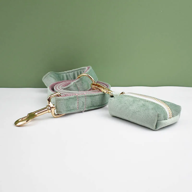 Collar de terciopelo verde menta con Base roja y juego de correa para perros, placa de identificación grabada personalizada, suministros para mascotas, correa para perros de terciopelo 17-2 - imagen 3