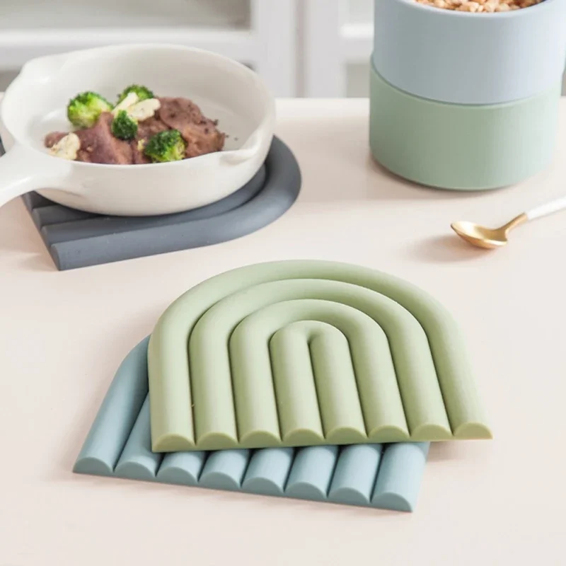 Mantel de silicona para bowls de mascotas – Resistente al calor - imagen 5