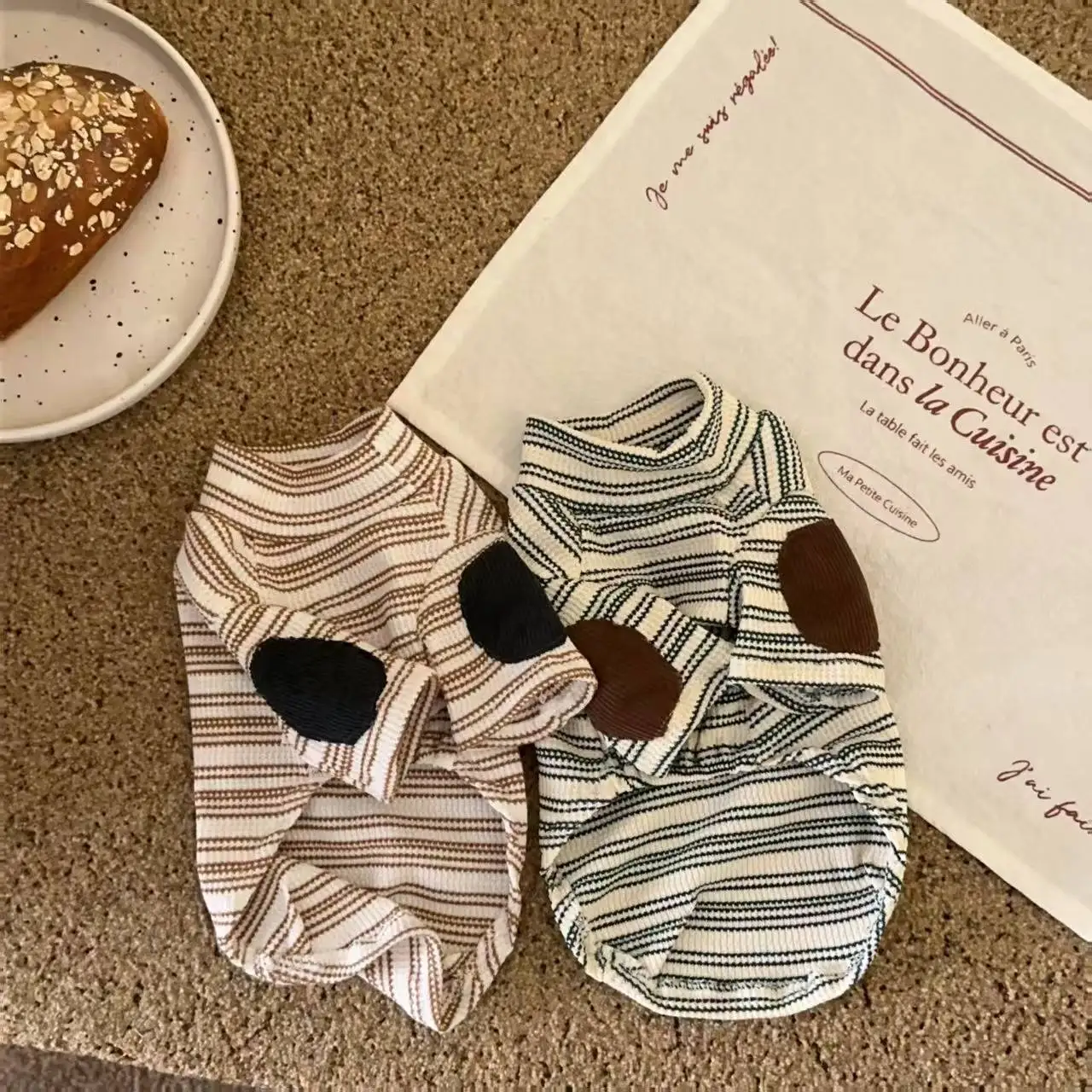 Camisa a rayas con Base para perro, camiseta a rayas para perro pequeño de peluche, ropa bonita de manga corta para cachorros, primavera y otoño - imagen 2