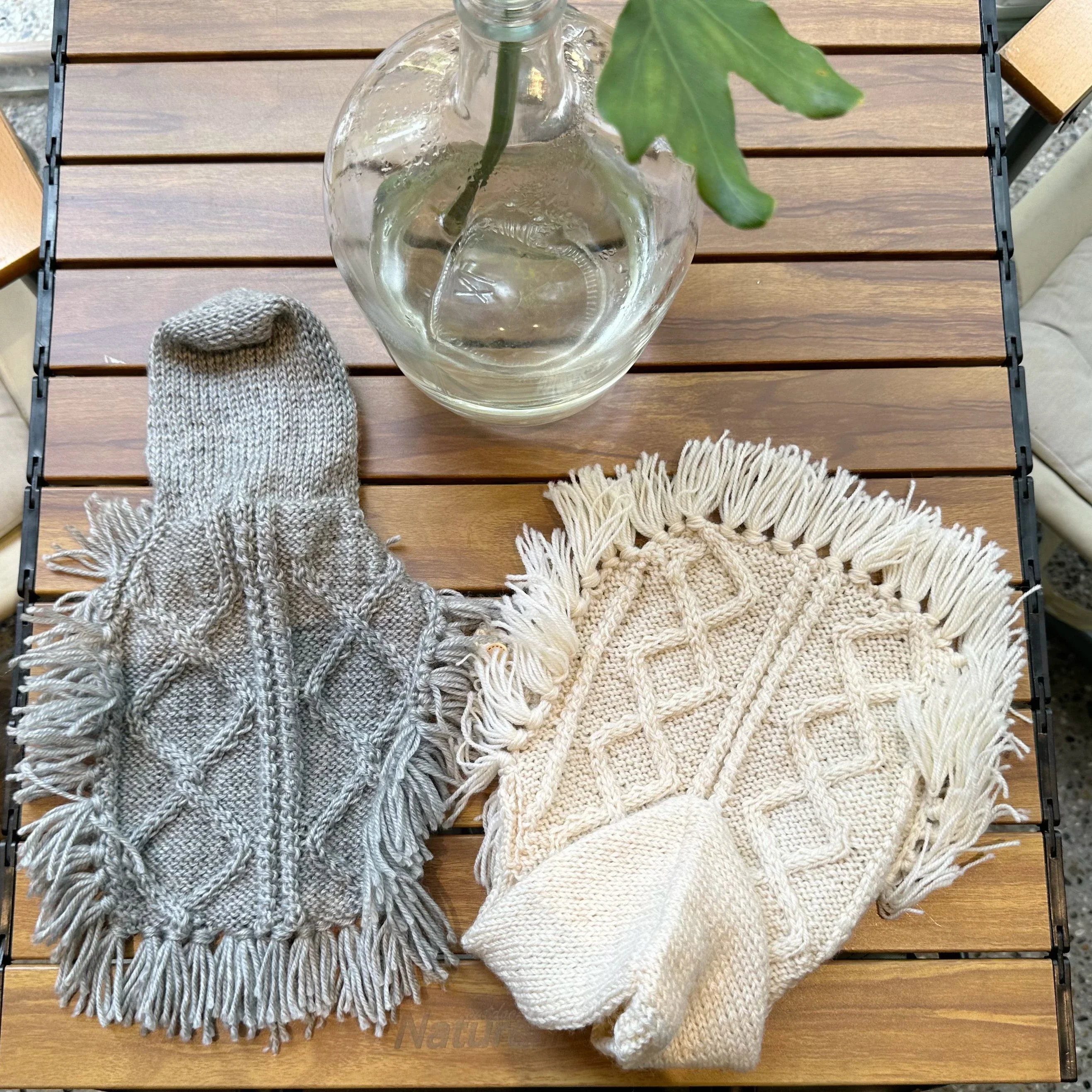 Suéter con capa cálida para otoño e invierno para mascotas, suéter con gancho hecho a mano, capa para perro Yorkshire Malzis, suéter para mascotas, ropa para mascotas, abrigo para perros - imagen 2