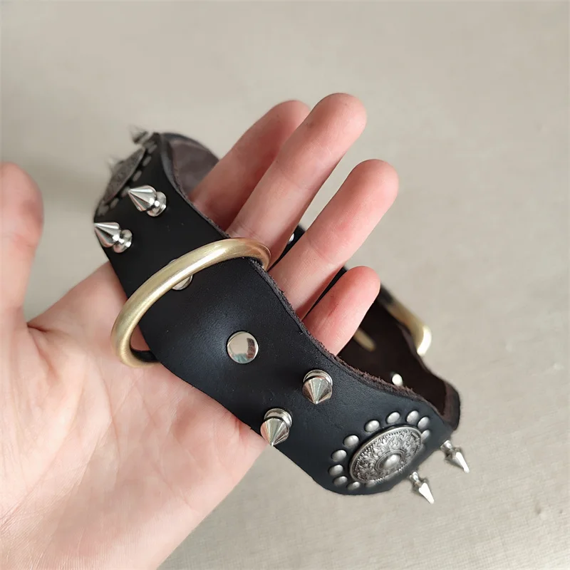 Collar de cuero con púas resistente para perros medianos y grandes - imagen 4
