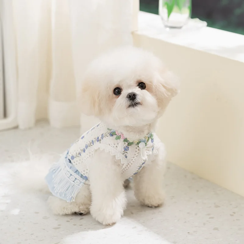 Vestido bordado para perros pequeños y gatos – Top ventilado primavera - imagen 3
