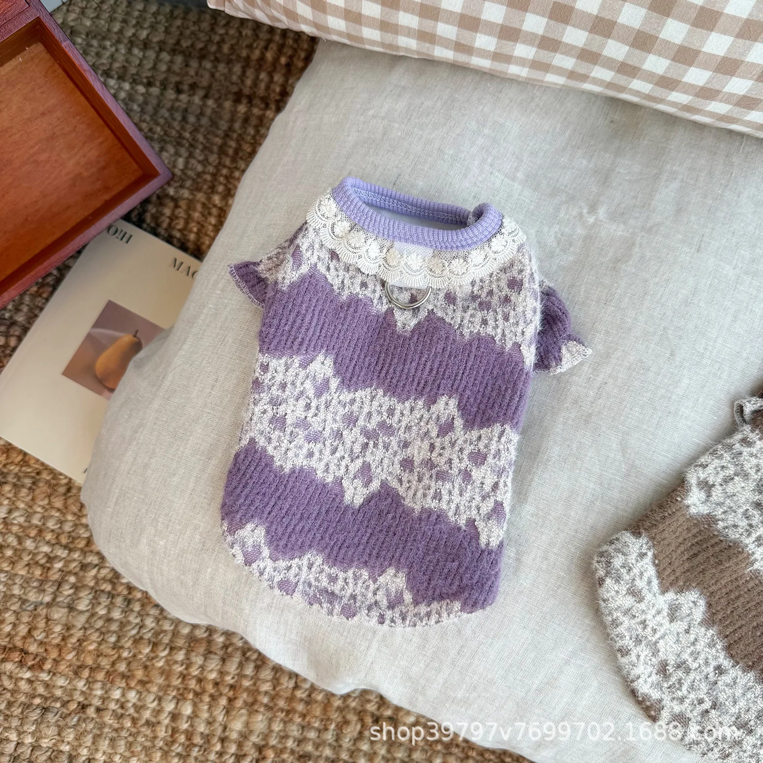 Camiseta encaje terciopelo invierno para gatos y perros pequeños - imagen 4