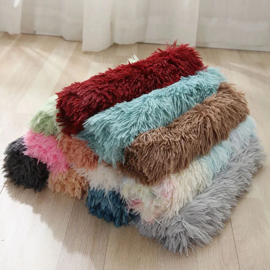Estera de cama para perros y gatos, cojín suave y cálido de felpa, manta lavable de color caramelo para mascotas, perrera, suministros para perros y gatos, traje para invierno