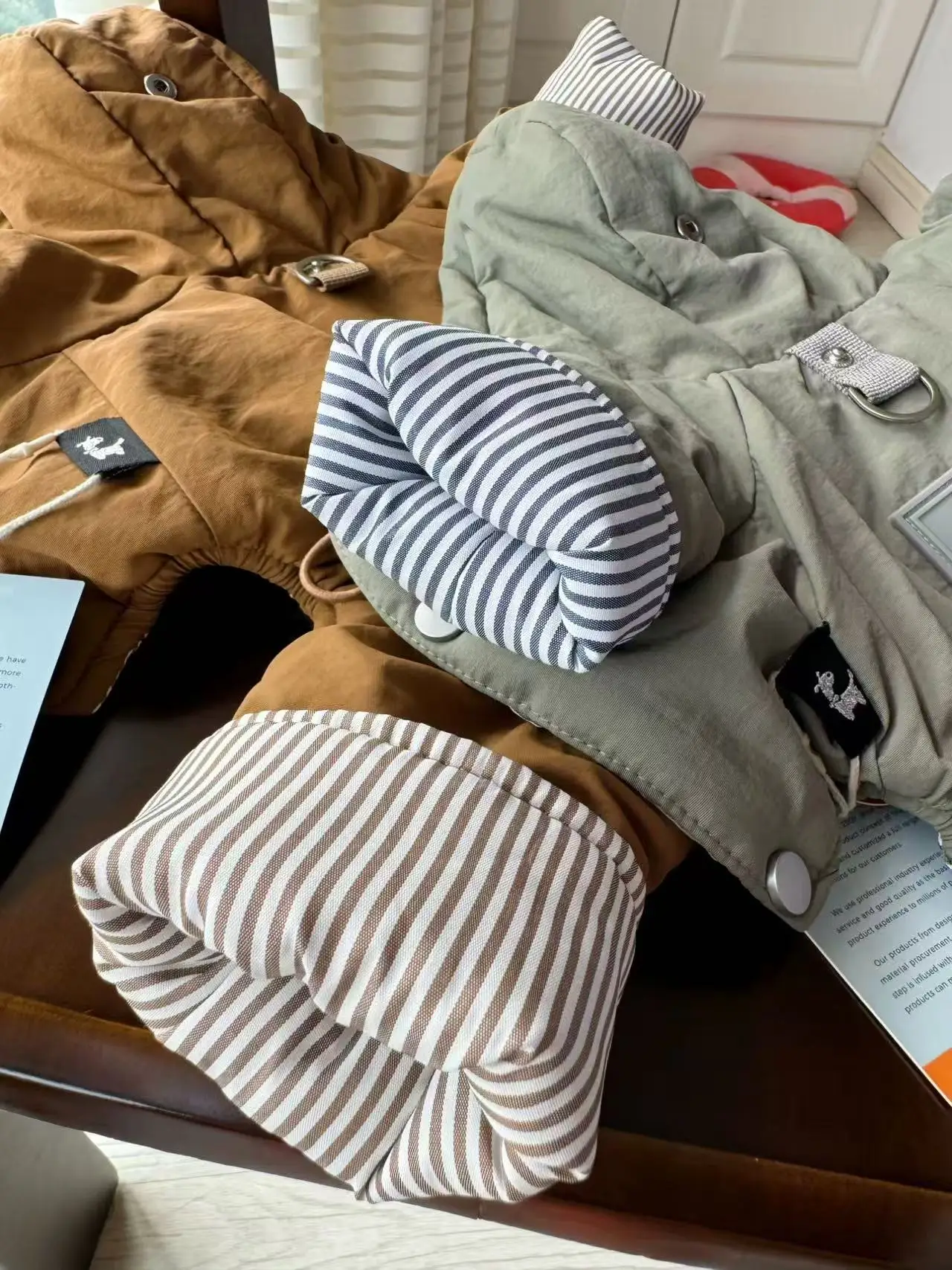 Chaquetas de invierno para perro en varios colores disponibles