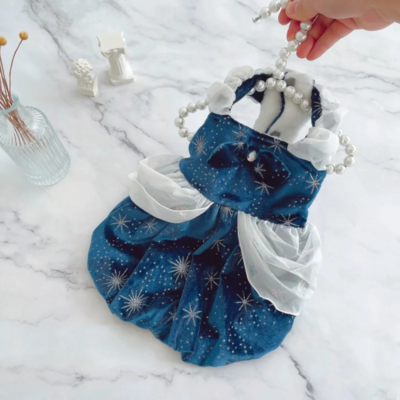 Falda estrellada azul profundo Ins para mascotas, Otoño/Invierno, ropa cálida para perros y gatos, falda gruesa de princesa de terciopelo para perros, vestidos para cachorros, ropa para mascotas - imagen 2