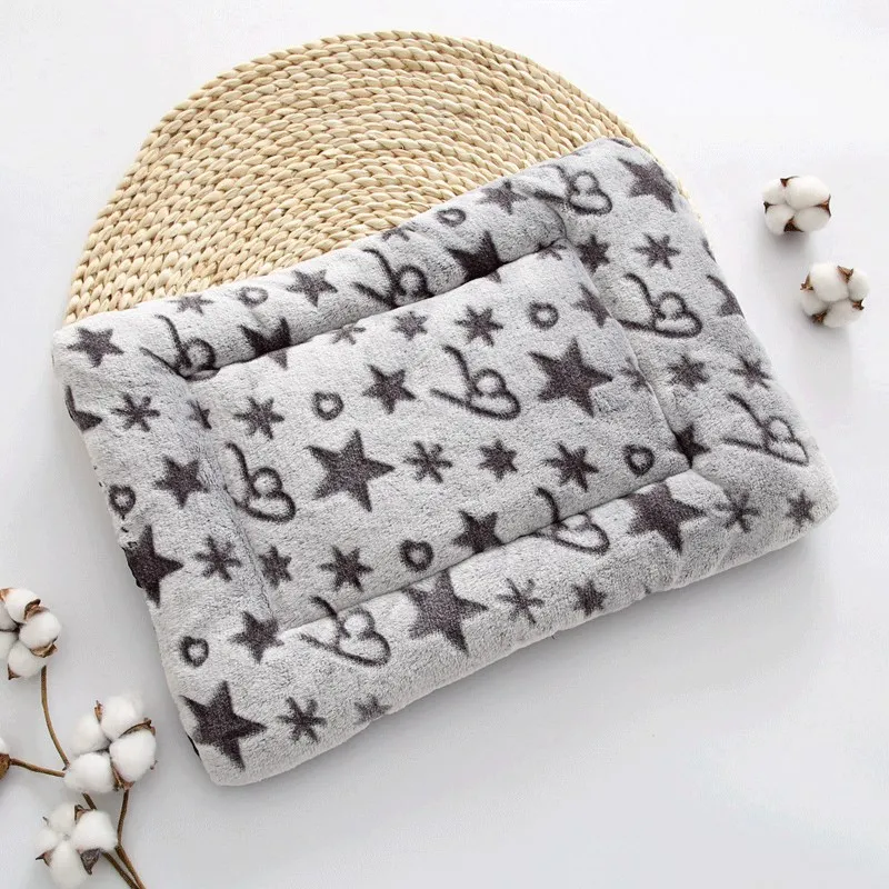 Manta suave para mascotas de 120x80cm, estera bonita de dibujos animados para mascotas, mantas cálidas para sofá para perros pequeños y grandes, cómodas esteras para cachorros y gatos, suministros para mascotas - imagen 3