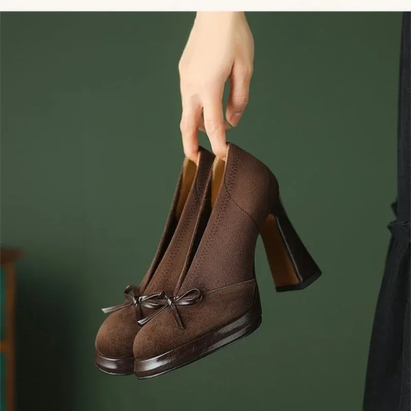 2025 Nuevos tacones altos redondez con zapatos individuales de gamuza y lazo con zapatos casuales ligeros sin cordones para mujer, elegantes y cómodos - imagen 5