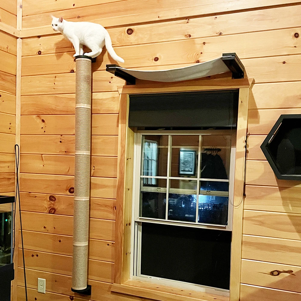 Árbol de actividades para gatos con poste rascador, tablero rascador de yute montado en la pared, hamaca de pino, accesorios para gatos adecuados para jugar - imagen 5