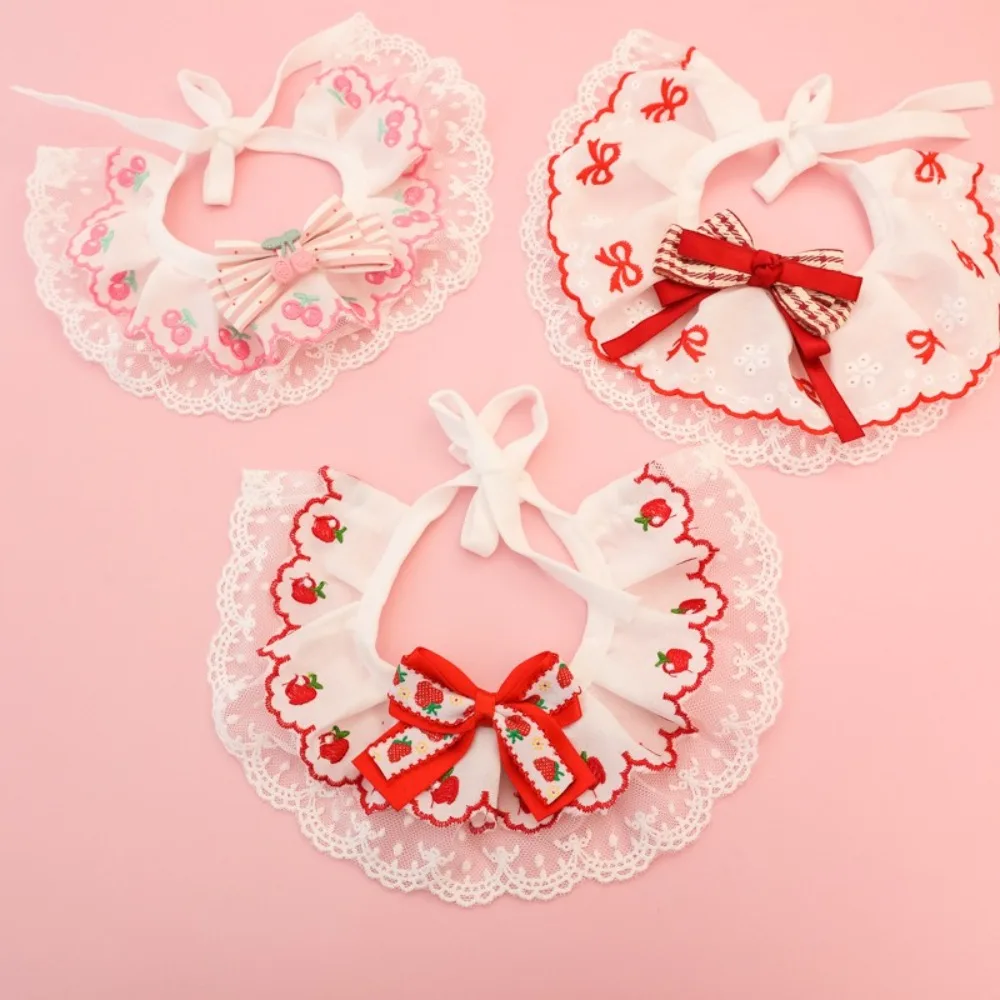 Collar de encaje floral con babero gatos y perros – Lazo fresa cereza - imagen 5