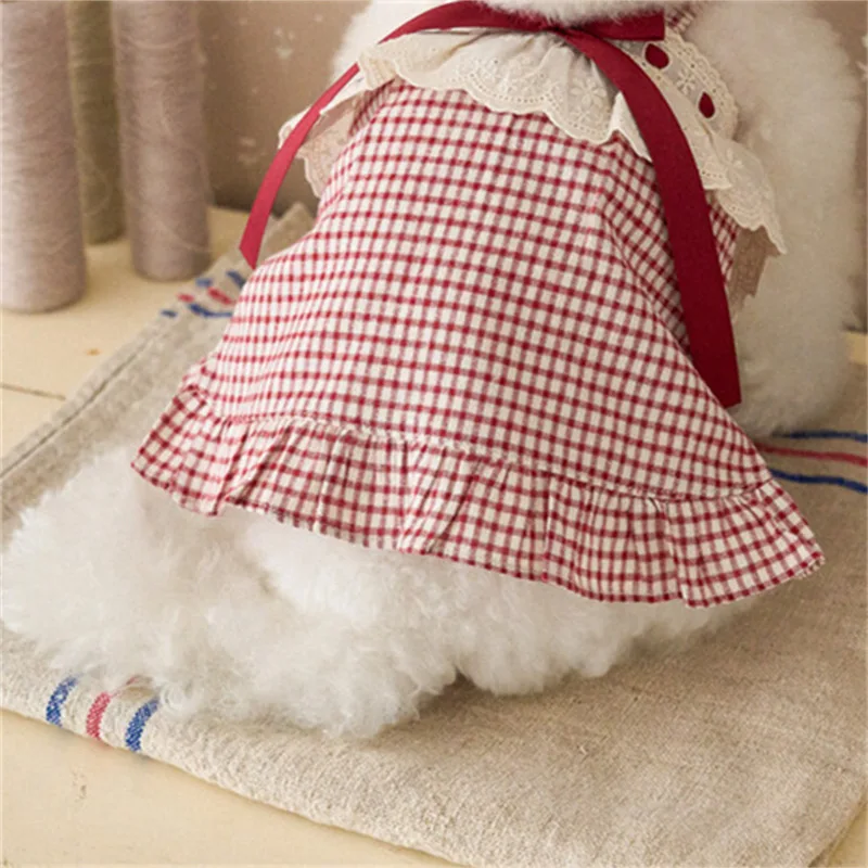 Vestido de tirantes para primavera/verano para mascotas, bonito tocado con lazo, lazo para perro, vestido de princesa a cuadros de encaje, tocado, ropa para cachorros pequeños - imagen 4