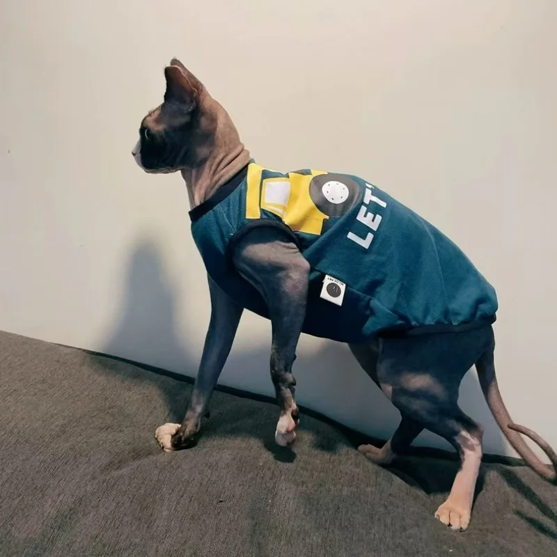 Camiseta de camión de algodón de dibujos animados para Sphynx Cat Spring Summer Chaleco sin mangas de coche verde suave para gato macho Abrigo Elestic para gatitos - imagen 3