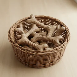 Juguete para masticar con astas de ciervo: compuesto de madera y plástico con pino natural para perros: dentición duradera y no tóxica para masticadores agresivos