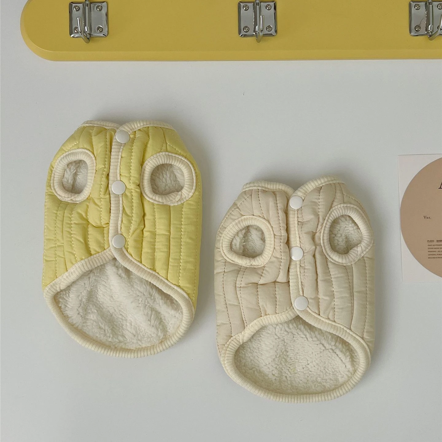 Ropa gruesa de invierno para mascotas, chaleco de terciopelo sin mangas con estampado de dibujos animados, oso, conejo, abrigo para mascotas, disfraz para perros, nuevo - imagen 3