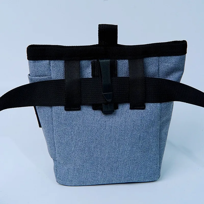 Dog Poop Bag Holder Hands Free Snack Bags Dog Poop Bag Dispenser Waterproof Snack Bags for Puppy Training with Belt Pet Supplies - imagen 5