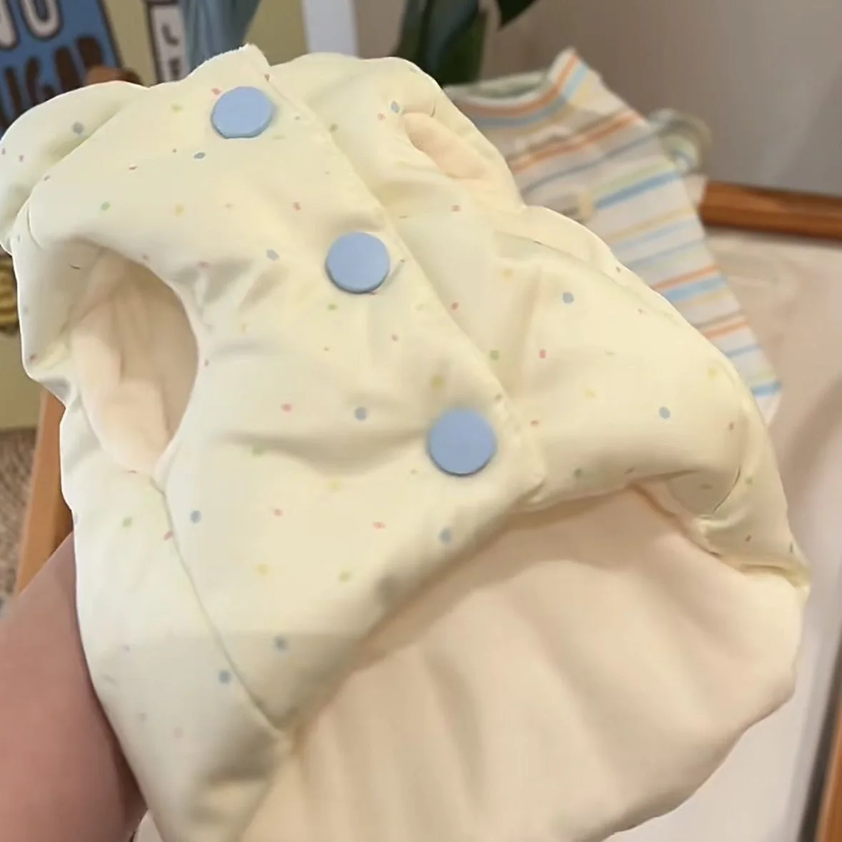 Abrigo de cuello alto para otoño e invierno para mascotas, chaleco cálido y bonito de dibujos animados para perros, Parkas para perros, ropa para gatos de peluche, ropa para cachorros pequeños - imagen 2