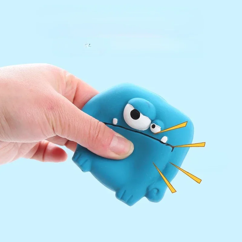 Juguete para masticar para perros, pelota chirriante para mascotas, juguete para el cuidado de los dientes, monstruo de ojo grande de dibujos animados, látex de goma, entrenamiento interactivo para cachorros, suministros para perros - imagen 3