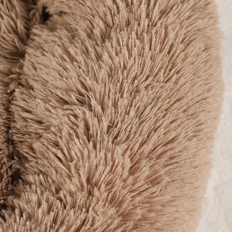 Cama sofá con forma de pata de oso para perros y gatos – Invierno - imagen 4