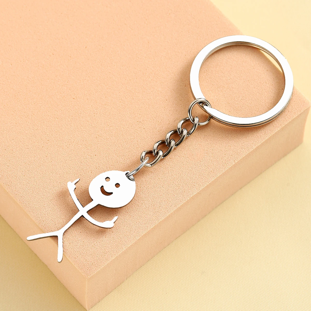 Regalos de elefante para adultos, llaveros de regalo divertidos, regalos de dedo medio para amigo, ella, llavero fresco, regalos de mordaza pequeña - imagen 2