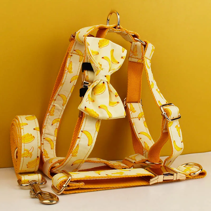 Venta caliente diseño personalizado Logo sublimación algodón suave estampado de plátano accesorios para mascotas Collar de perro correas arnés arco fruta 02