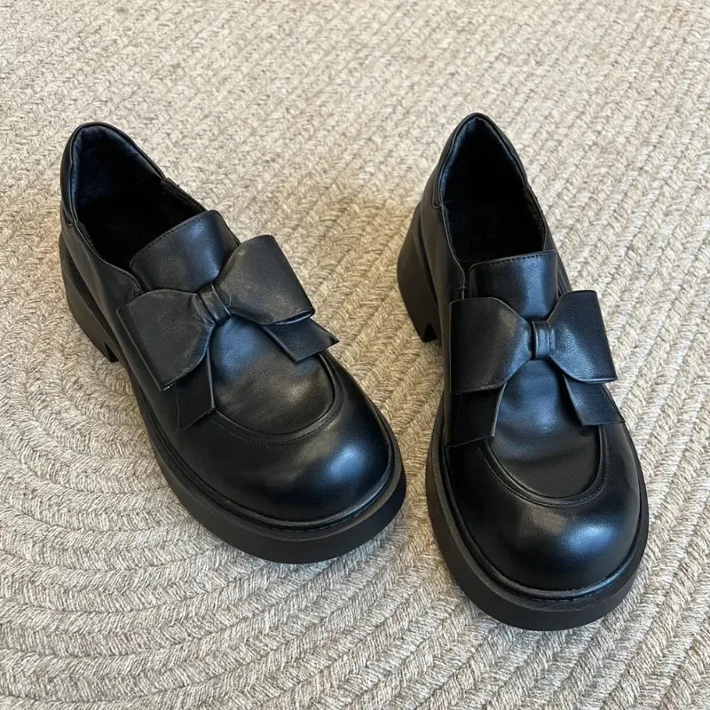 Mocasines góticos negros Vintage para mujer, tacones medios cuadrados Y2k, zapatos de tacón con pajarita, calzado gótico con punta redonda, novedad de 2025 - imagen 3