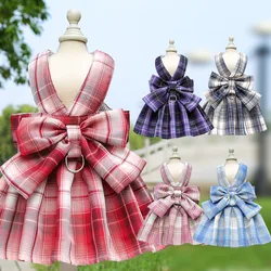 Vestido con lazo para perro pequeño de verano