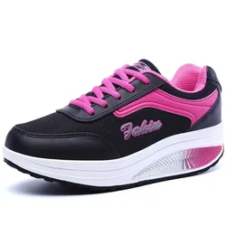 Zapatillas de deporte para mujer, cómodas al pasear con tu perro