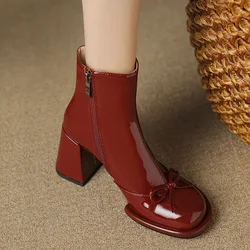 Botas de invierno de cuero para mujer – Resistencia y estilo