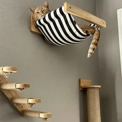 Hamaca de pared para gatos de madera maciza y rascador de sisal