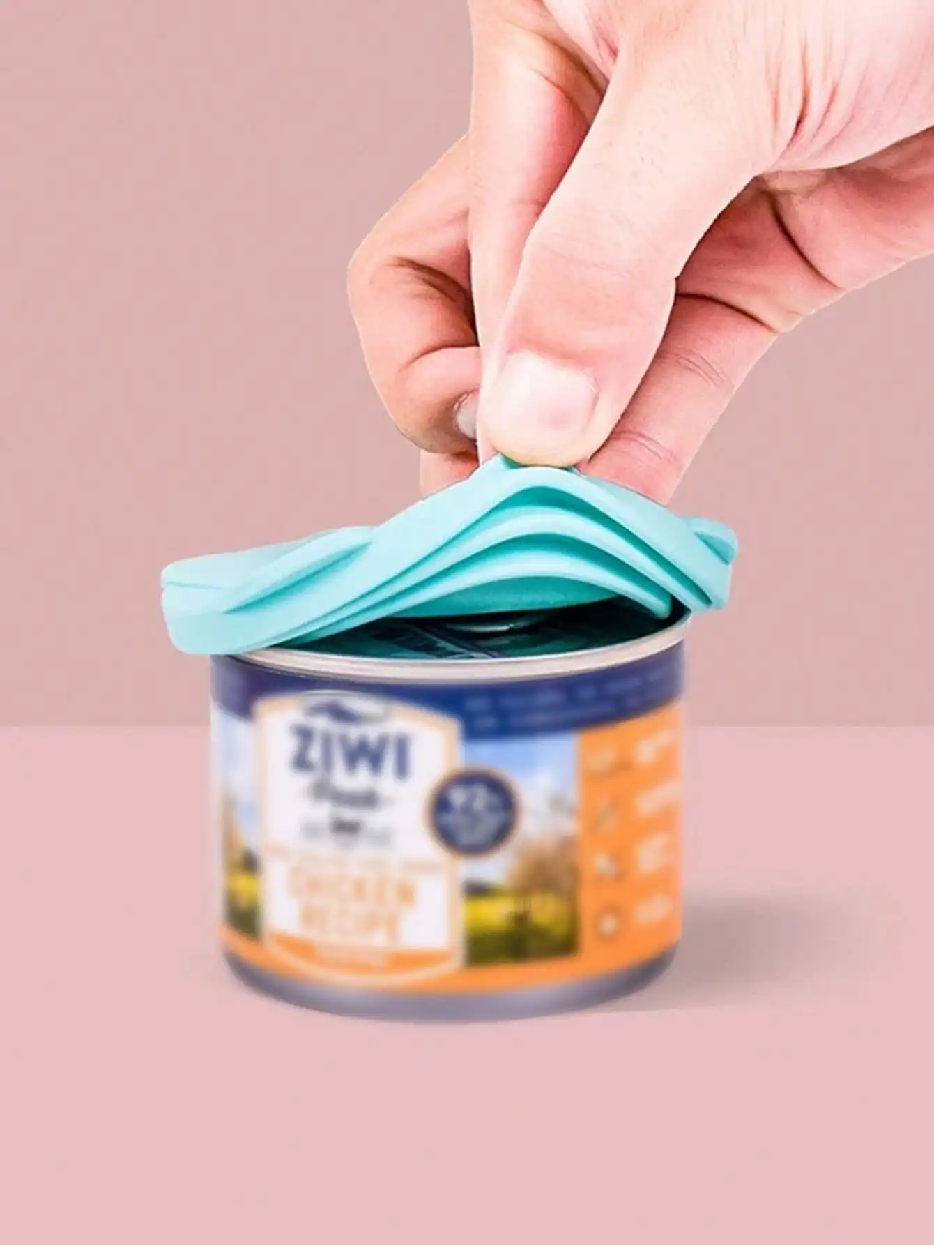 Juego tapas universales y cucharas para latas de comida gatos y perros - imagen 4