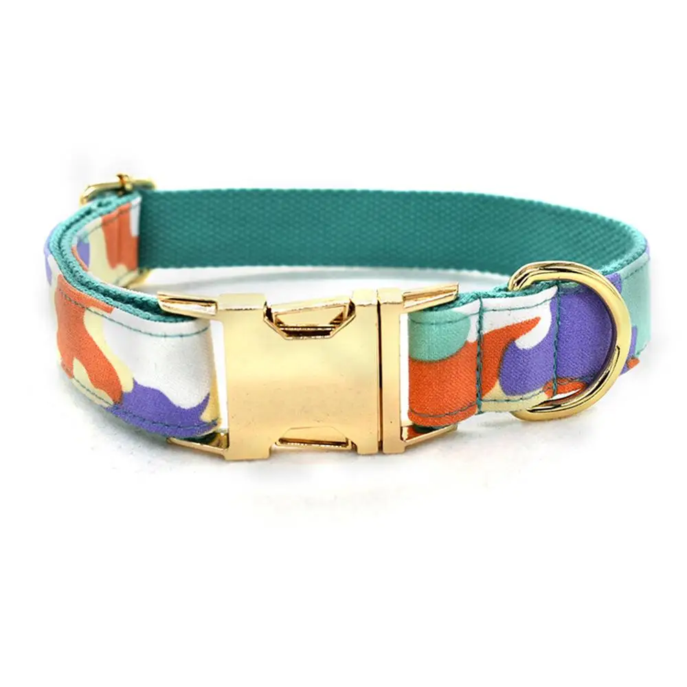 Collar personalizado con placa grabada integrada