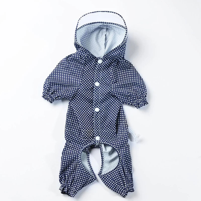 Modelo en diferentes colores