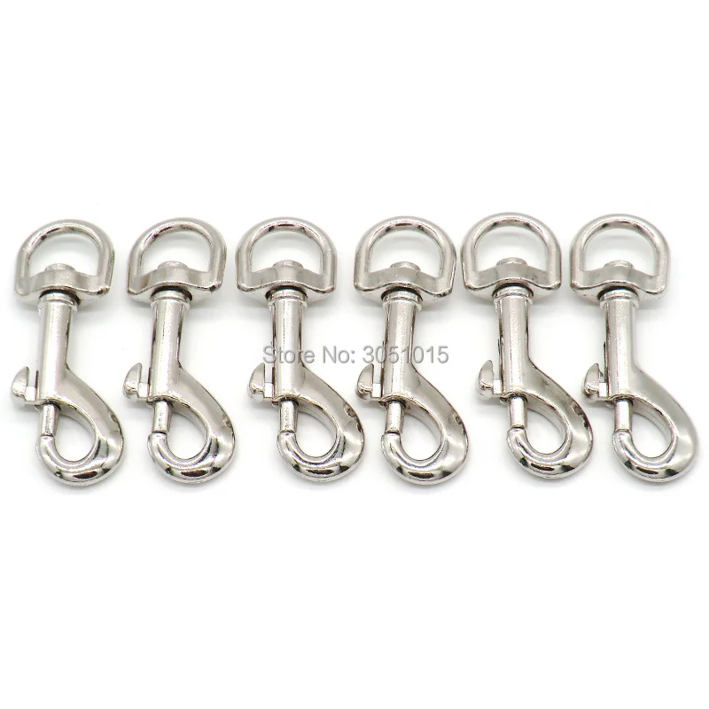 Hebilla clip para perro en detalle