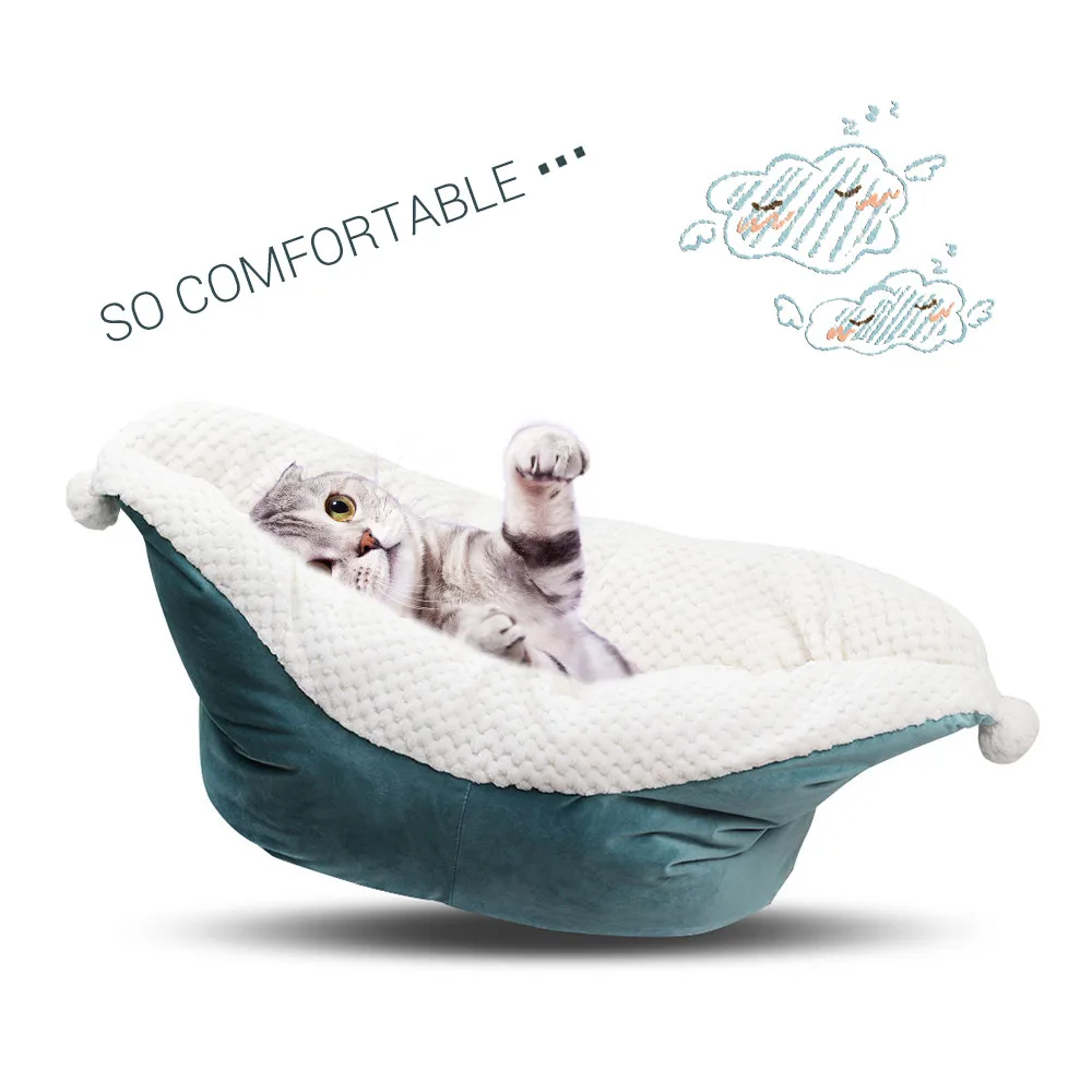 Cama de perro acogedora en habitación