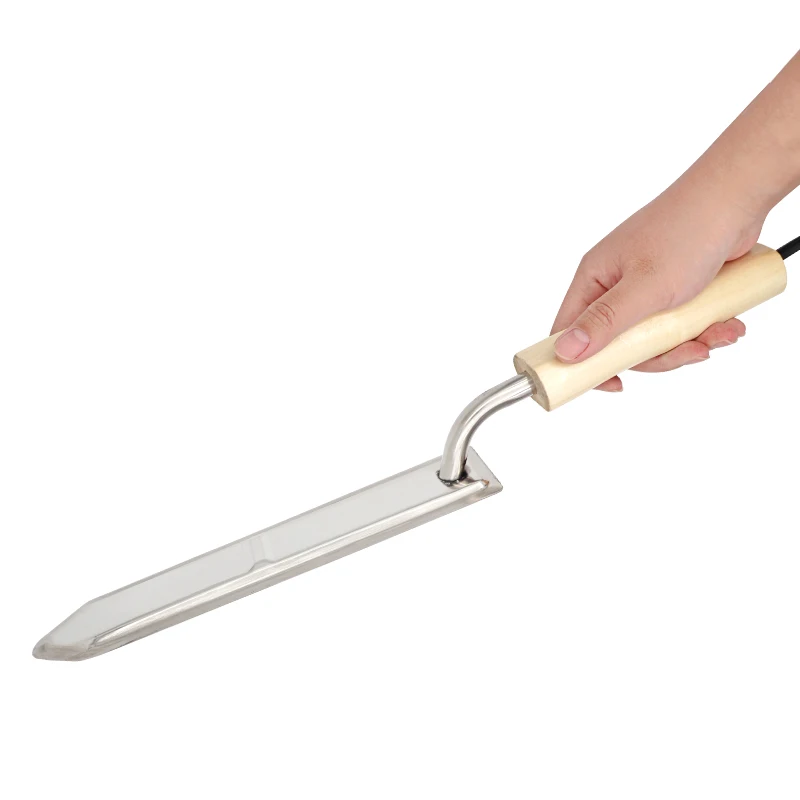 Cuchillo en uso – cuerpo y tapa