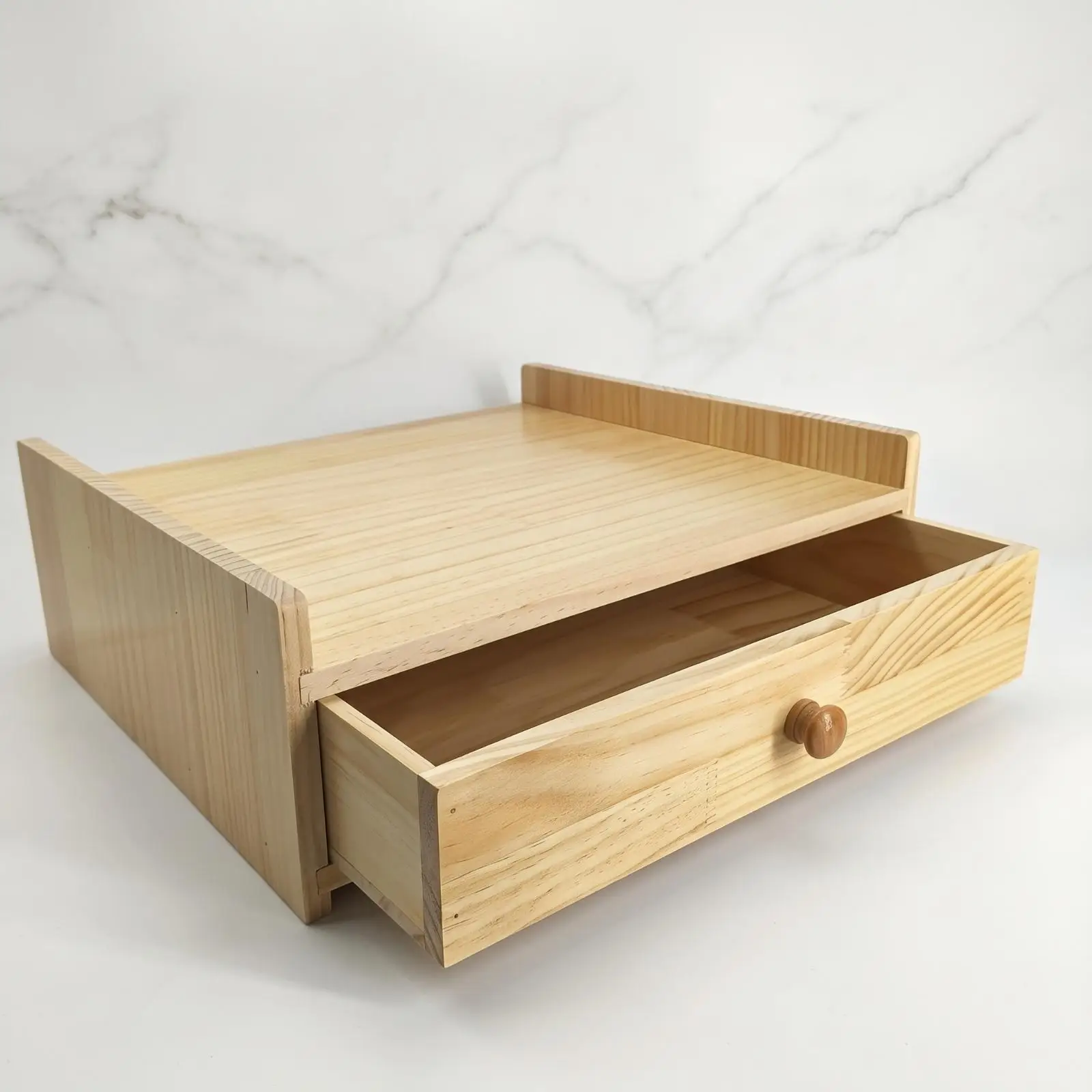 Detalle del acabado y construcción del soporte de madera