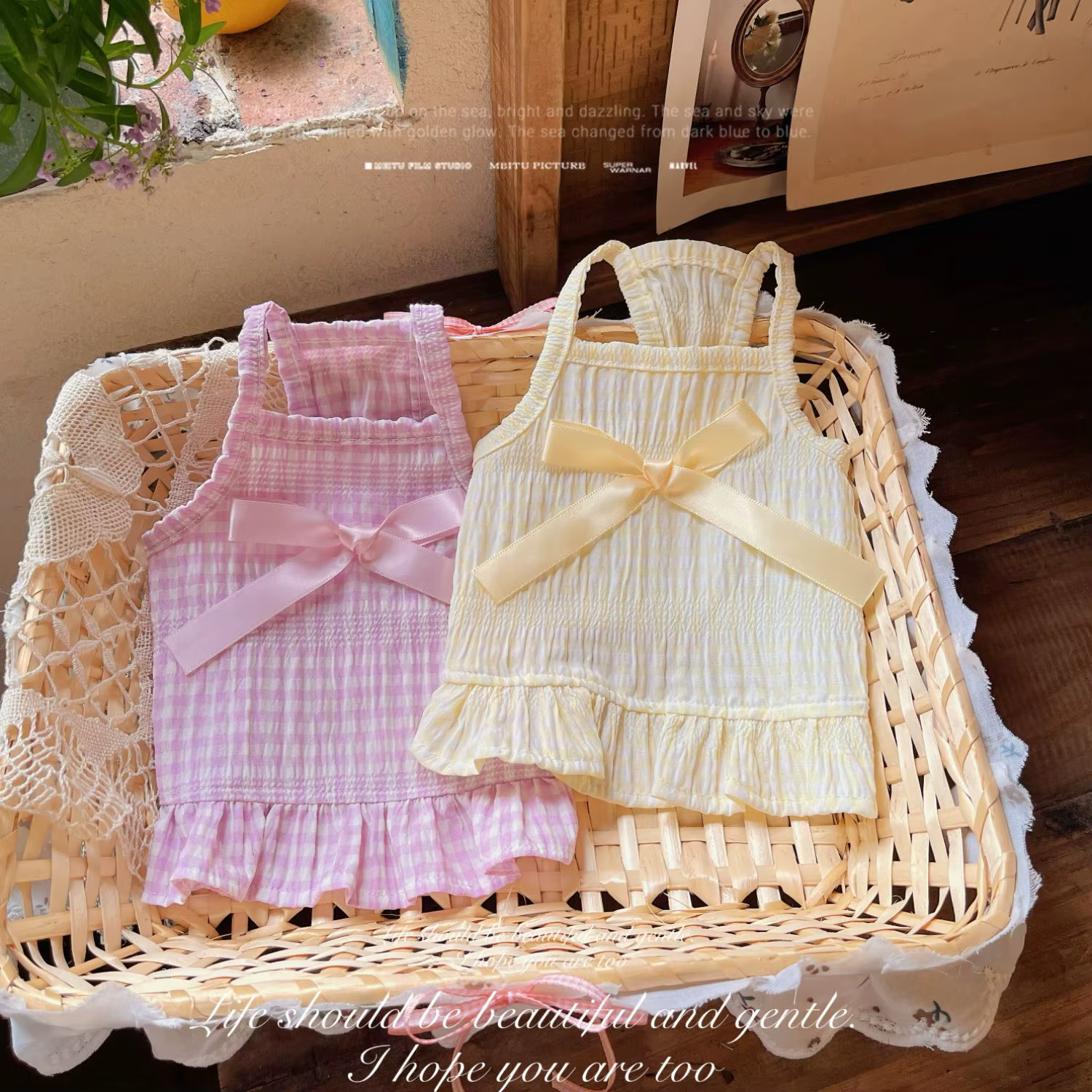 Chaleco para perros pequeños caramelo con lazo y falda a cuadros - imagen 5