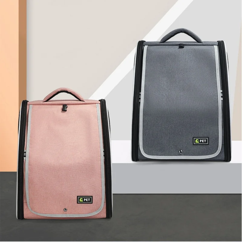 Mochila rosa en uso