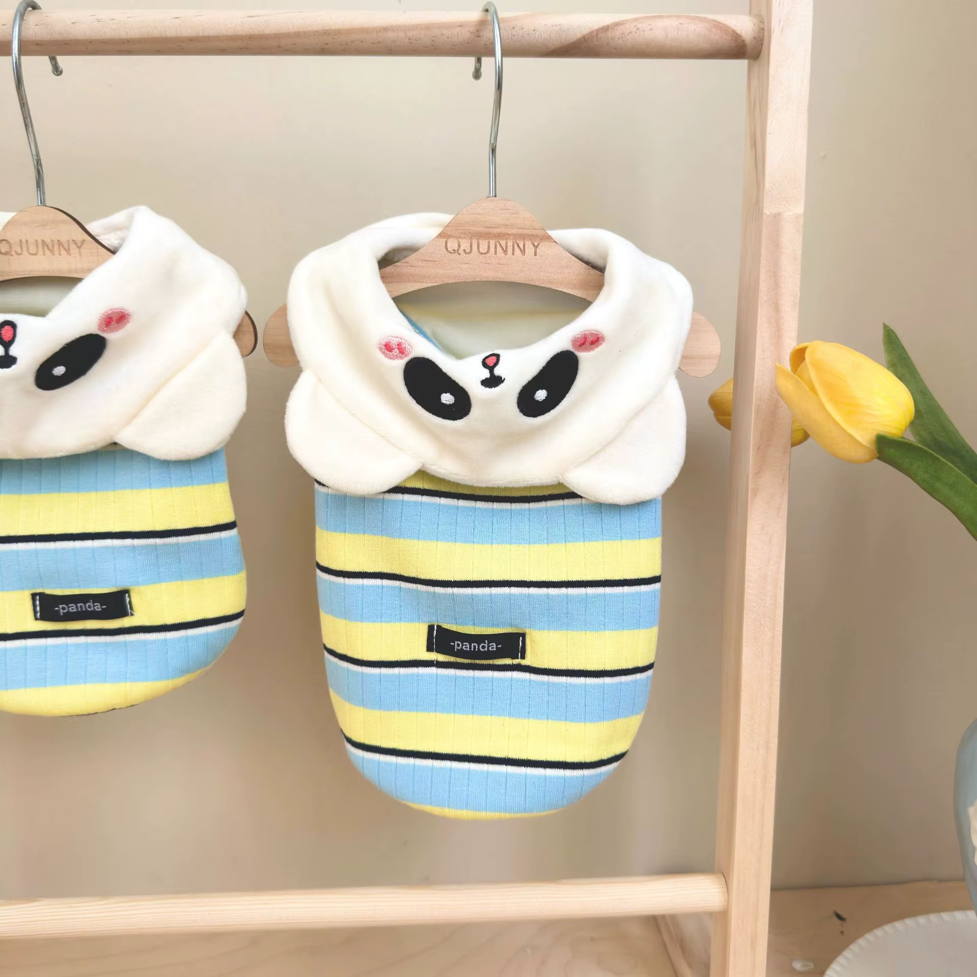 Chaleco rayas para perros pequeños y gatos de terciopelo - imagen 5