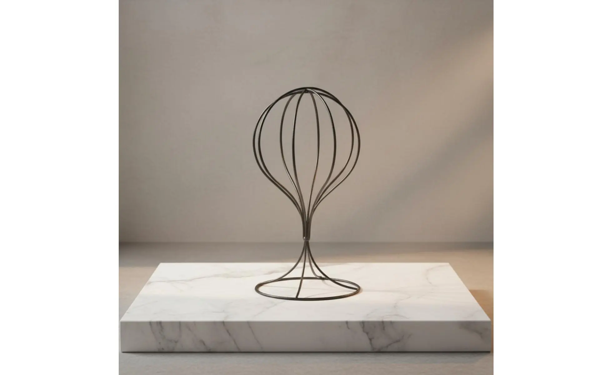 Soporte en forma de cúpula para sombreros y accesorios