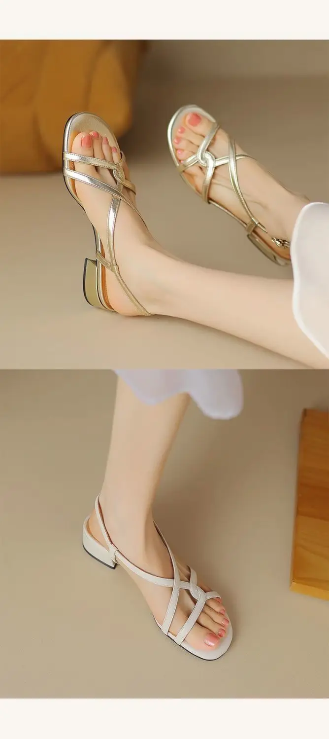 Sandalia con estilo romano y tacón bajo