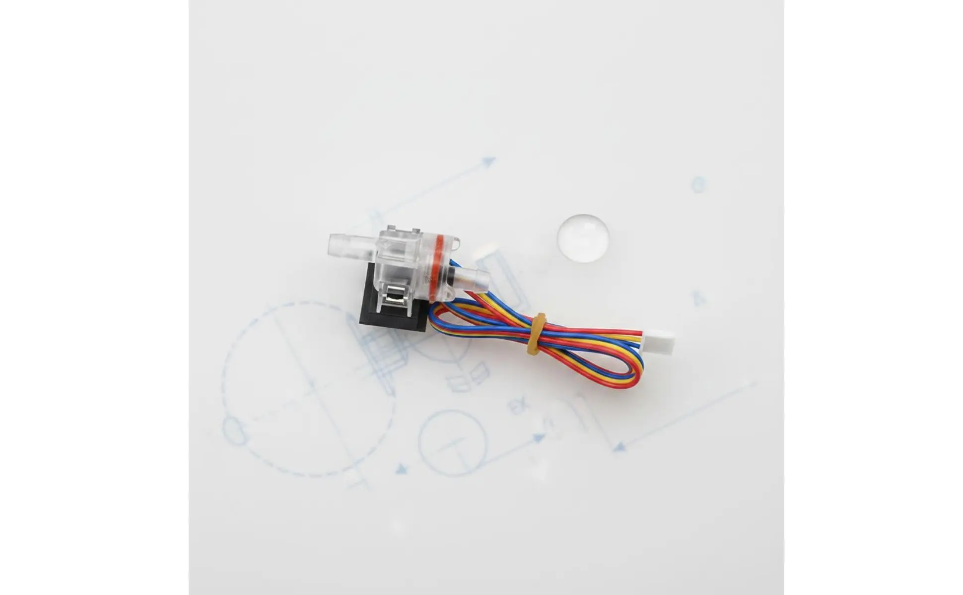 Vista del transductor y su diseño para montaje en tuberías