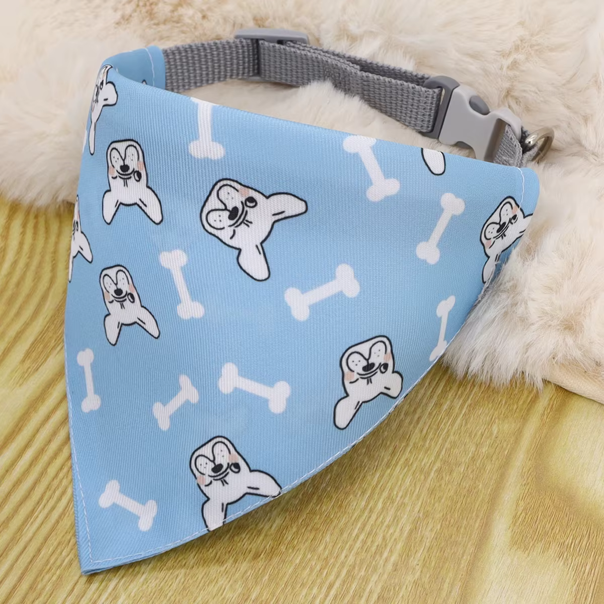 Toalla cuadrada para perros: vendaje triangular de dibujos animados - imagen 3