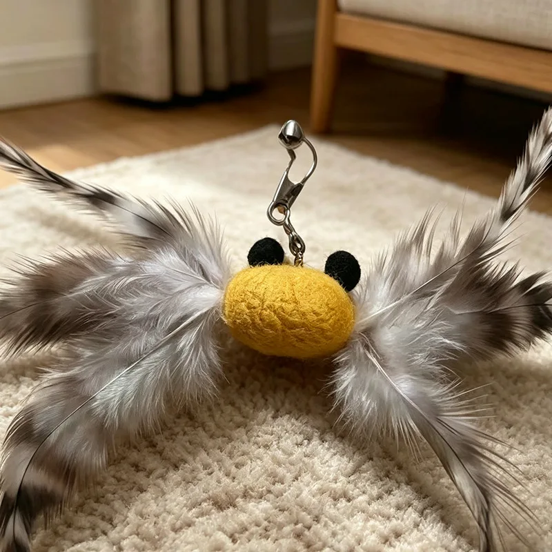 Juguete de cangrejo con plumas para gatos