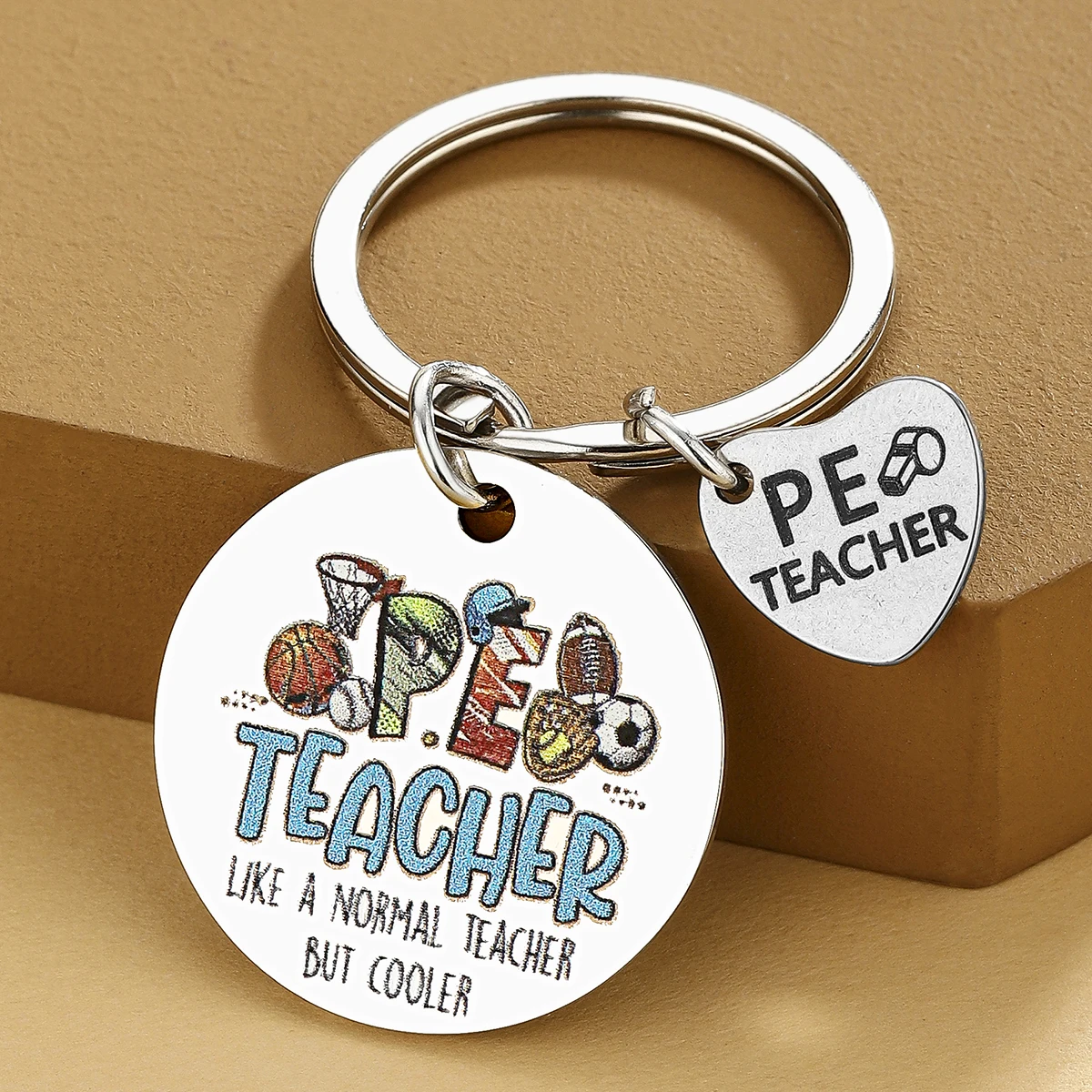 Llavero de metal con diseño deportivo para regalo educativo
